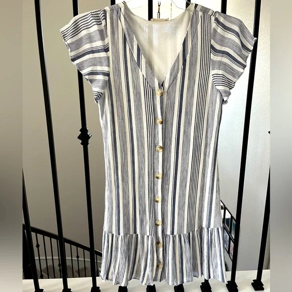 XS Altar'd State button up striped blue dress worn 2x in great condition - Picture 1 of 4
